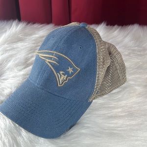 47 blue baseball hat w/Patriots logo tan mesh back size M-L  Pats logo on front